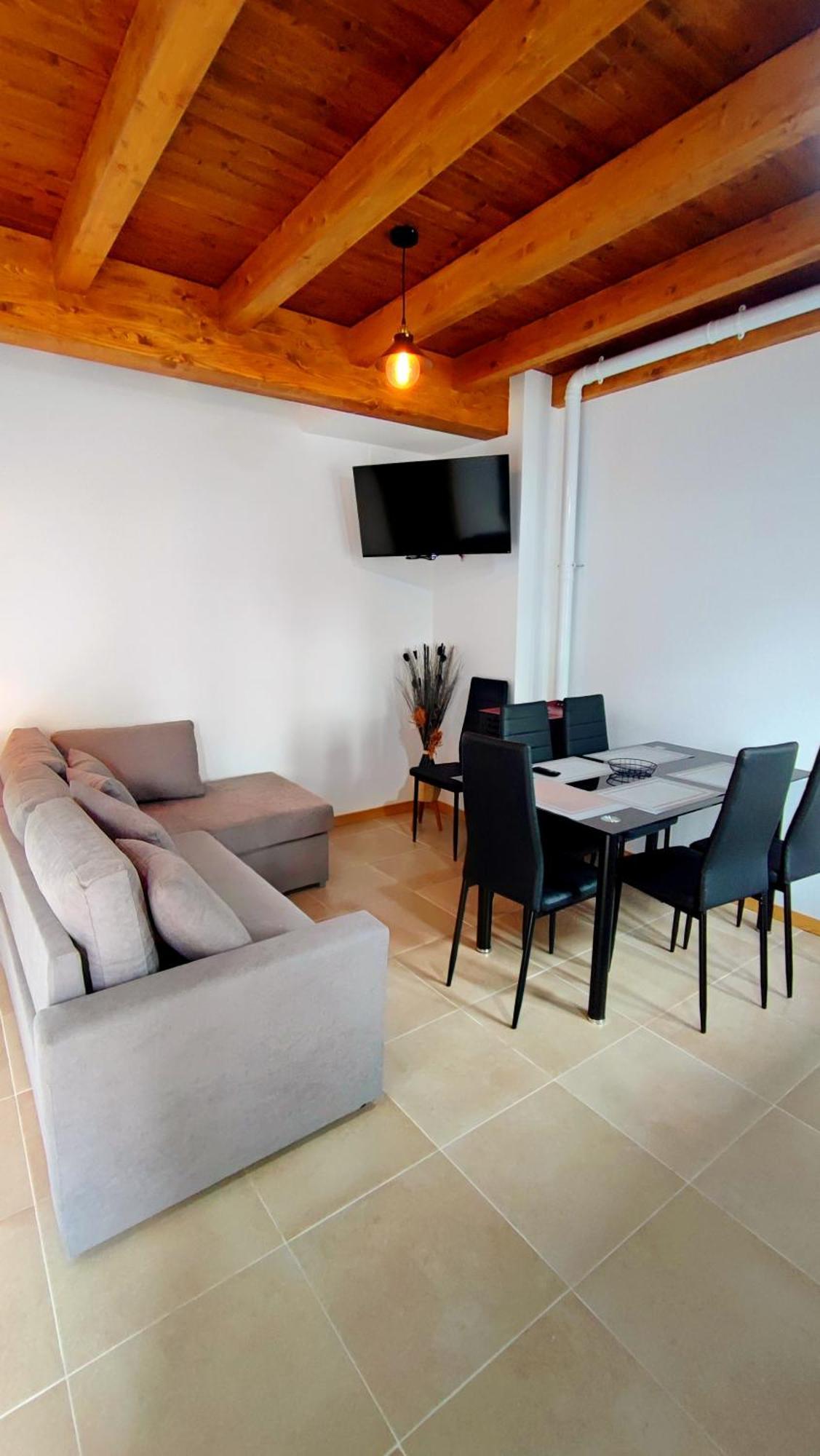 Appartamento Casa Fulgueiras Oviedo Esterno foto